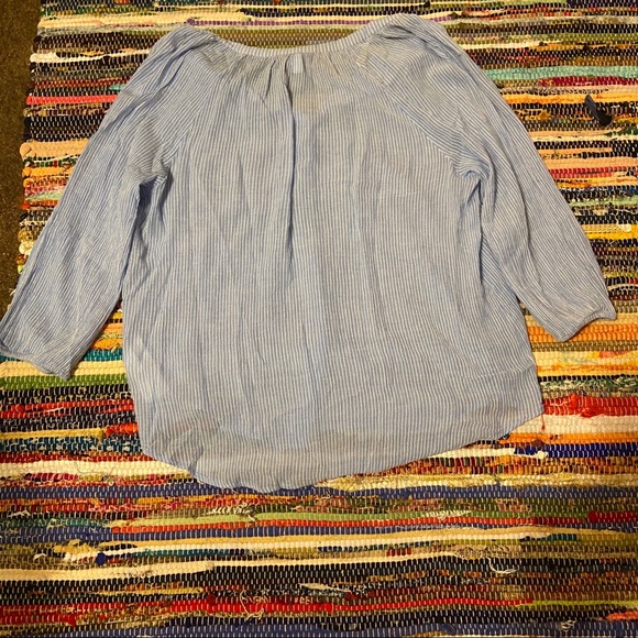 Women’s Chaps Blue & White Top Size L - Picture 5 of 5